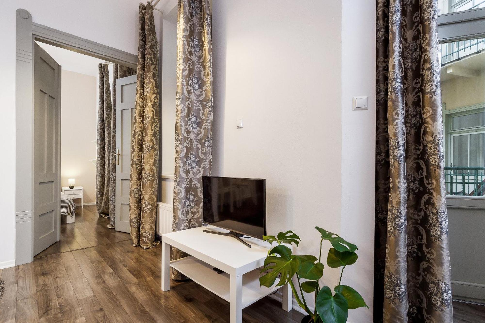 Ferienwohnung Main Station - 8 Rakowicka Street Krakau Exterior foto